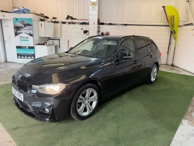 Begagnad BMW 318 Sport Line 150 HK (110 kW) 2016 Svart Kombi