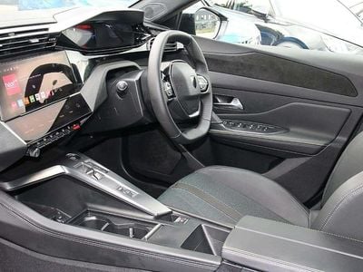 Peugeot e-308