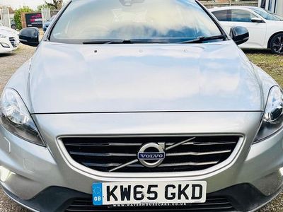 Silver Used 2015 Volvo V40 R-Design Hatchback | £6,694 (Fair price)