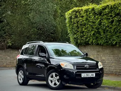 Usado Toyota RAV4 150 CV (110 kW) 2008 Negro SUV