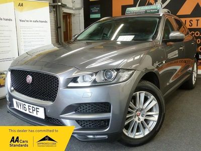 Second-hand Jaguar F-Pace Portfolio 2016 Gri SUV