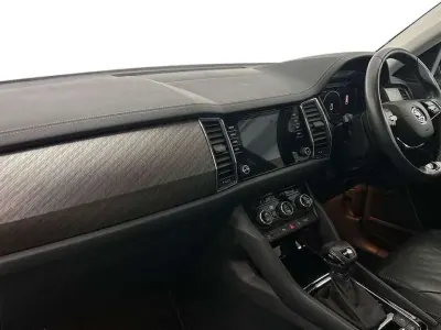 Used Skoda Kodiaq SE L Executive 150 HP (110 kW) 2023 Black magic pearl effect SUV