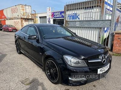 Begagnad Mercedes C250 AMG 2012 Svart Sportkupé