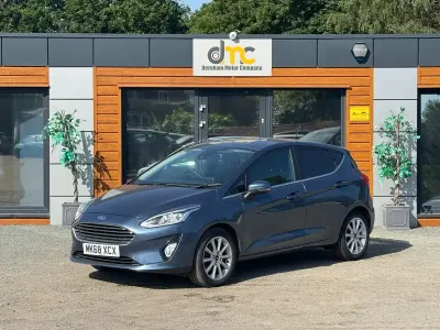 Used Ford Fiesta Titanium 100 HP (73 kW) 2018 Blue Hatchback