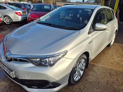 Used 2018 Toyota Auris Hybrid | £12,695 (Fair price)