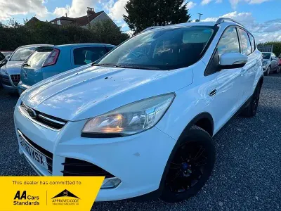 Used Ford Kuga Titanium 140 HP (102 kW) 2014 White SUV