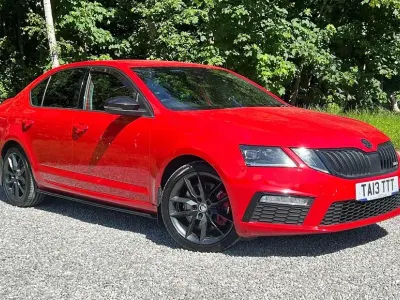 Used Skoda Octavia vRS 245 HP (180 kW) 2018 Red Hatchback