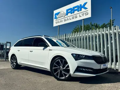 Used Skoda Superb SportlinePlus 190 HP (139 kW) 2022 White Estate