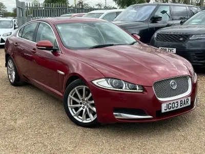 Używany Jaguar XF Premium Luxury 2013 Czerwony Sedan/Limuzyna