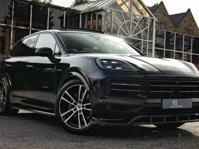 Used Porsche Cayenne 470 HP (345 kW) 2024 Black SUV