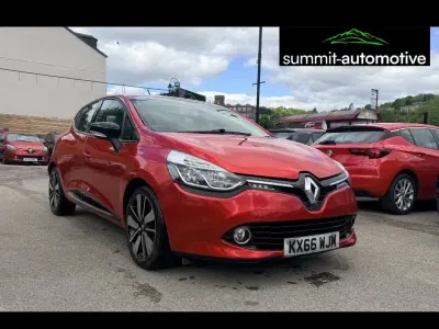 Used Renault Clio Dynamique 90 HP (66 kW) 2016 Red Hatchback