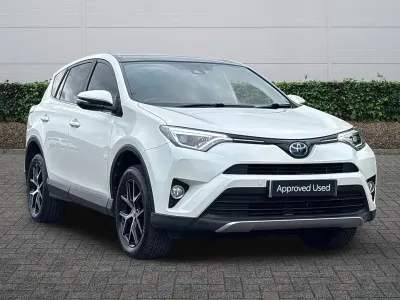 Used Toyota RAV4 Design 2018 White SUV