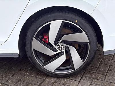 Used VW Golf VIII GTI 241 HP (177 kW) 2021 White Hatchback