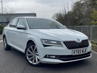 Used Skoda Superb SE L Executive 150 HP (110 kW) 2016 White Hatchback