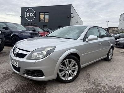 Used Vauxhall Vectra Elite 184 HP (135 kW) 2007 Silver Hatchback