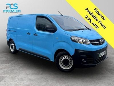 Used Vauxhall Vivaro 100 kW (136 HP) 2022 Blue MPV