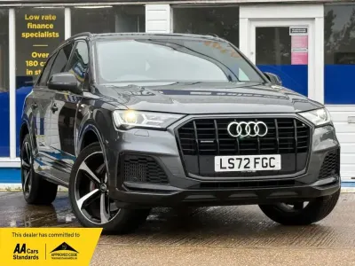 Used Audi Q7 Black Edition 340 HP (250 kW) 2022 Grey SUV