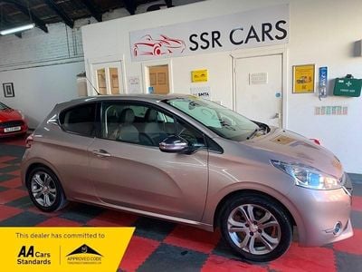 Used Peugeot 208 Allure 82 HP (60 kW) 2015 Pink Hatchback
