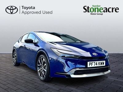 Used Toyota Prius 220 HP (161 kW) 2025 Blue Hatchback