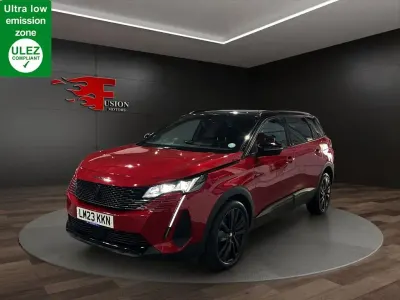 Used Peugeot 5008 Premium 130 HP (95 kW) 2023 Red SUV