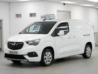 White Used 2021 Vauxhall Combo Edition MPV | £11,689 (Expensive)