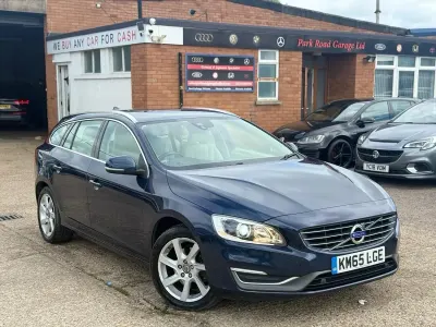 Used Volvo V60 SE Lux 115 HP (84 kW) 2015 Blue Estate