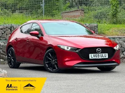 Usado Mazda 3 Inclusive 180 HP (132 kW) 2019 Vermelho Citadino