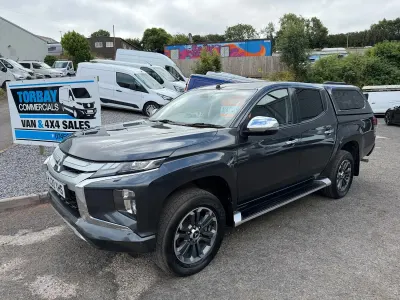 Used Mitsubishi L200 150 HP (110 kW) 2020 Grey Pickup