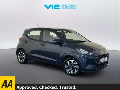 Used Hyundai i10 Advanced 67 HP (49 kW) 2023 Grey Hatchback