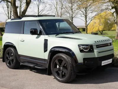 Gebraucht Land Rover Defender 75th Limited Edition 2023 Grün SUV