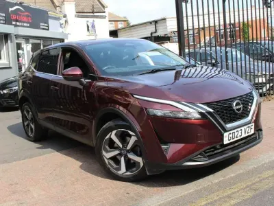 Used Nissan Qashqai N-Connecta 158 HP (116 kW) 2023 Red SUV
