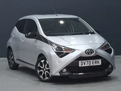 Used Toyota Aygo Trend 72 HP (52 kW) 2020 Silver Hatchback