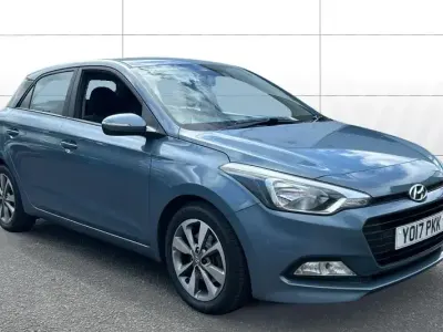 Usado Hyundai i20 Edition 100 CV (73 kW) 2017 Azul Utilitario