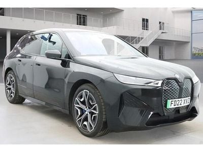 BMW iX