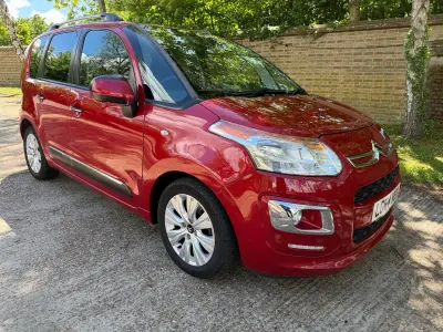 Używany Citroën C3 Picasso Exclusive 90 KM (66 kW) 2014 Czerwony Minivan