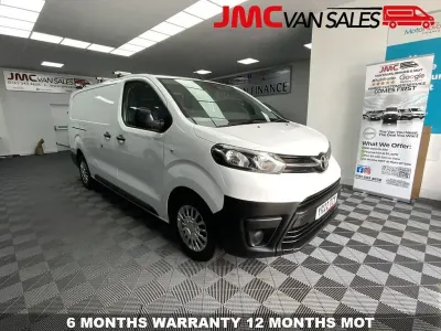 Used Toyota Proace 140 HP (102 kW) 2022 White MPV
