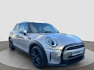 Używany Mini Cooper Exclusive 2023 Szary Hatchback