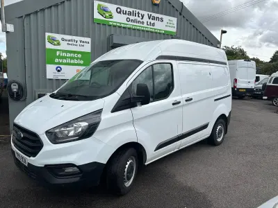 Used Ford Transit Custom 105 HP (77 kW) 2019 White Van