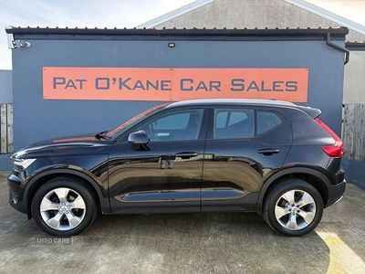 Used Volvo XC40 Momentum 150 HP (110 kW) 2019 Black SUV