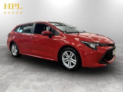 Used Toyota Corolla 122 HP (89 kW) 2022 Red Estate