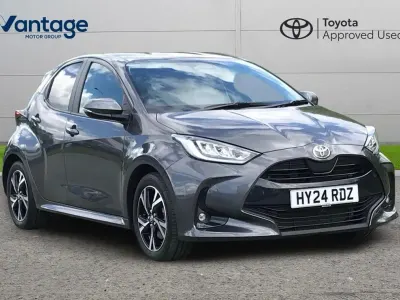 Used Toyota Yaris Design 113 HP (83 kW) 2024 Grey Hatchback