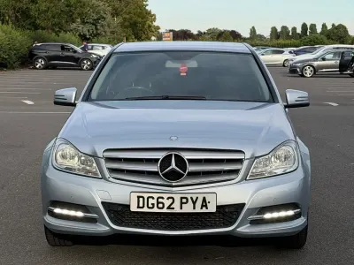 Used Mercedes C180 Executive 156 HP (114 kW) 2012 Silver Sedan