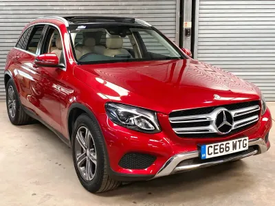 Used Mercedes GLC250 Premium 204 HP (150 kW) 2016 Red Estate