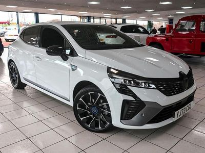 Used Renault Clio V Esprit Alpine 2024 Glacier white Hatchback
