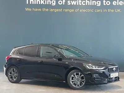 Used Ford Focus ST-Line 125 HP (91 kW) 2023 Black Hatchback