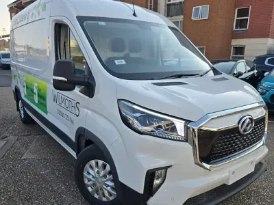 Used Maxus V90 204 HP (150 kW) 2023 Van