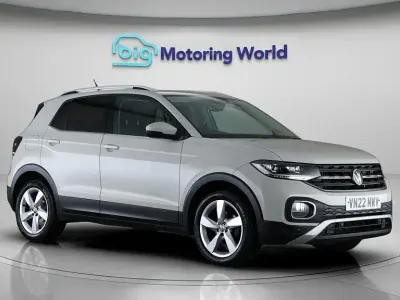 Usado VW T-Cross SEL 110 HP (80 kW) 2022 Cinzento SUV