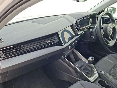 Used Audi A1 Sport 94 HP (69 kW) 2023 White SUV