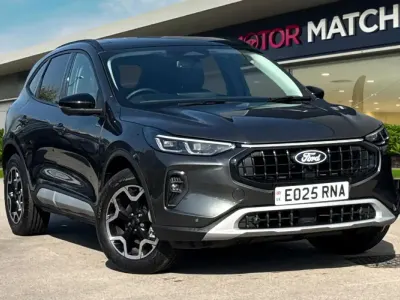 Usado Ford Kuga Active 183 CV (134 kW) 2025 Gris SUV