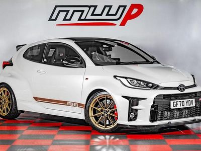 Used Toyota Yaris 310 HP (228 kW) 2021 White Hatchback
